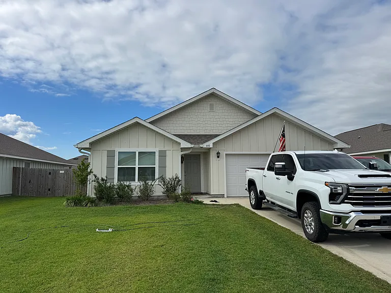 440 Preston Way — Photo 1