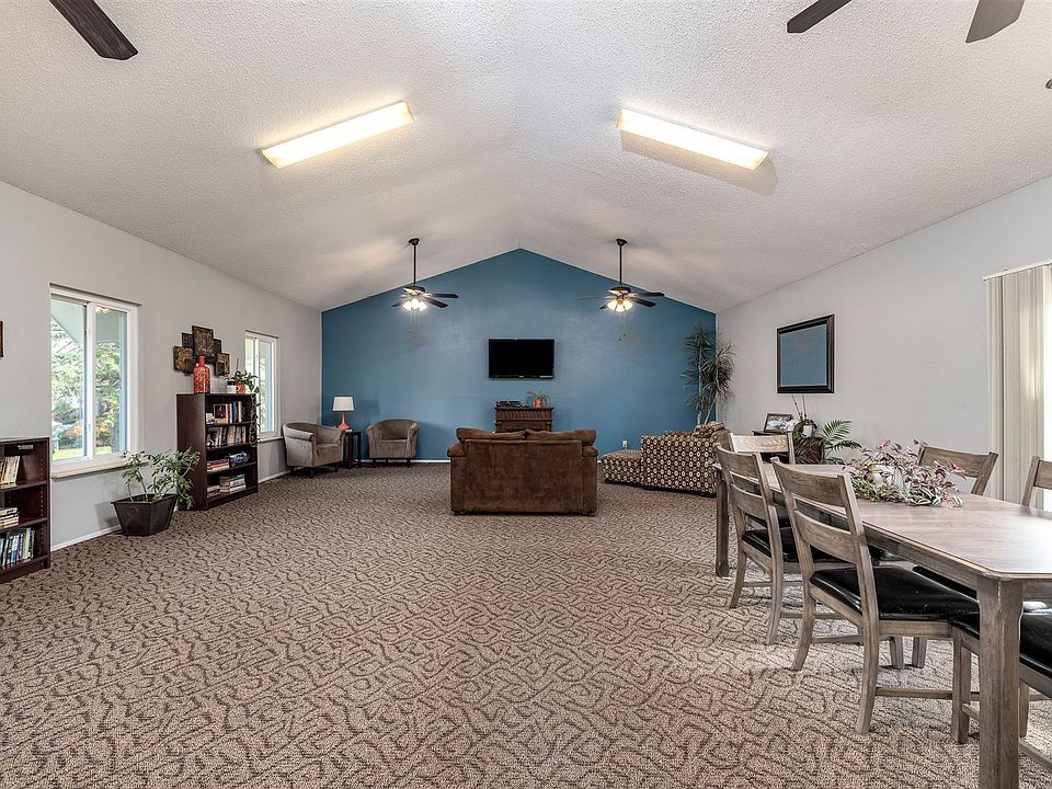 915 N York Dr, Essexville, MI 48732 Zillow