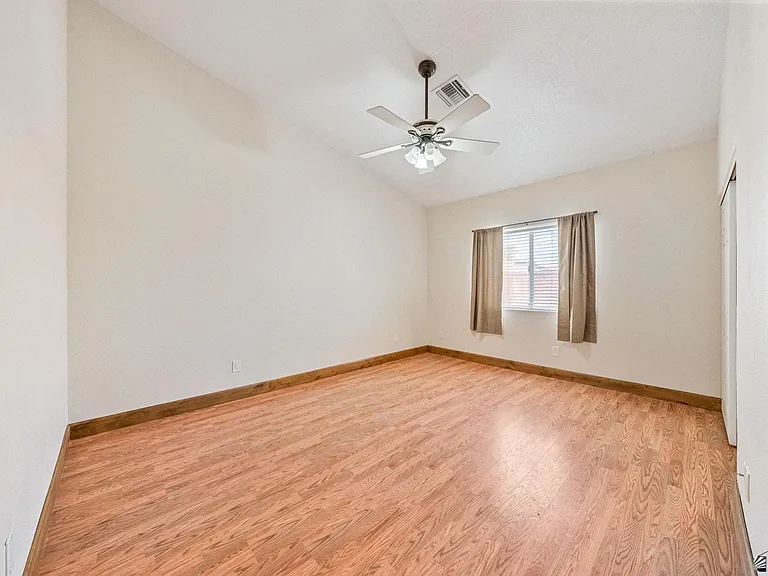 10619 E 35th Pl — Photo 21