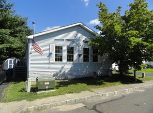 3 Snow Chief Ct, Howell, NJ 07731
