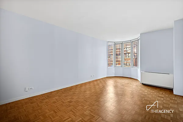 Rented by The Agency | media 1