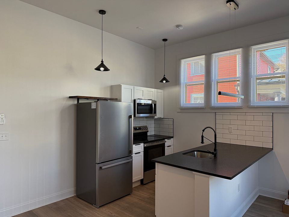 1st image of 465 Rivermont Ave APT 2