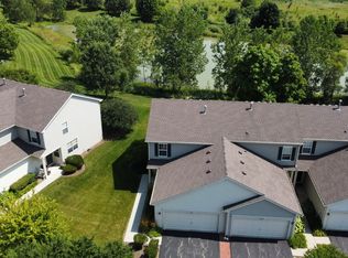 601 W Kristina Ln, Round Lake, IL 60073