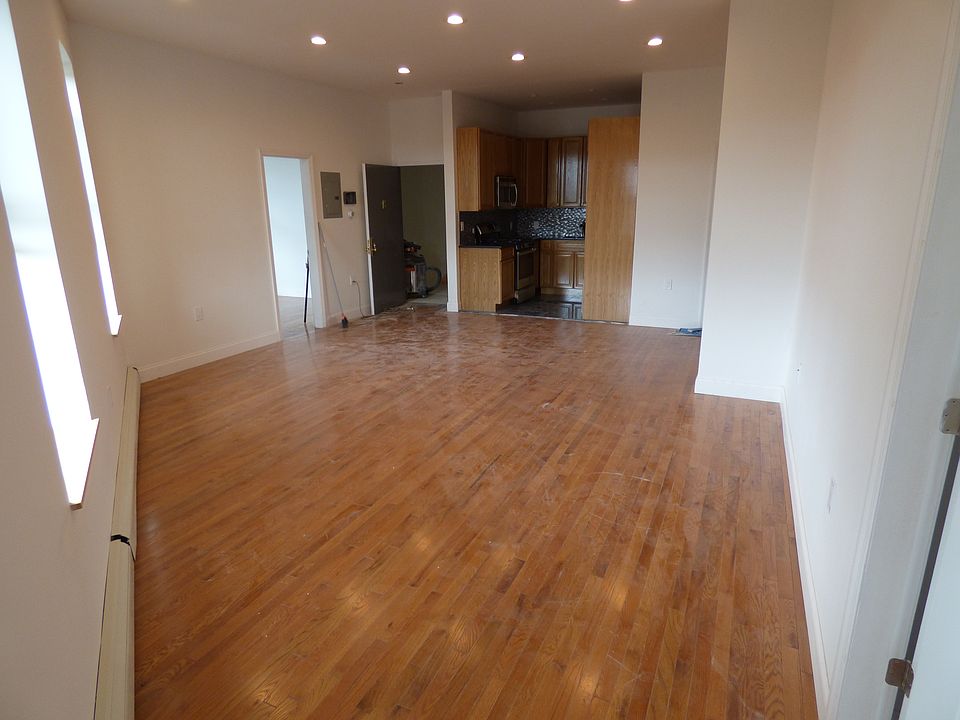 1st image of 5940 Myrtle Ave #Num2