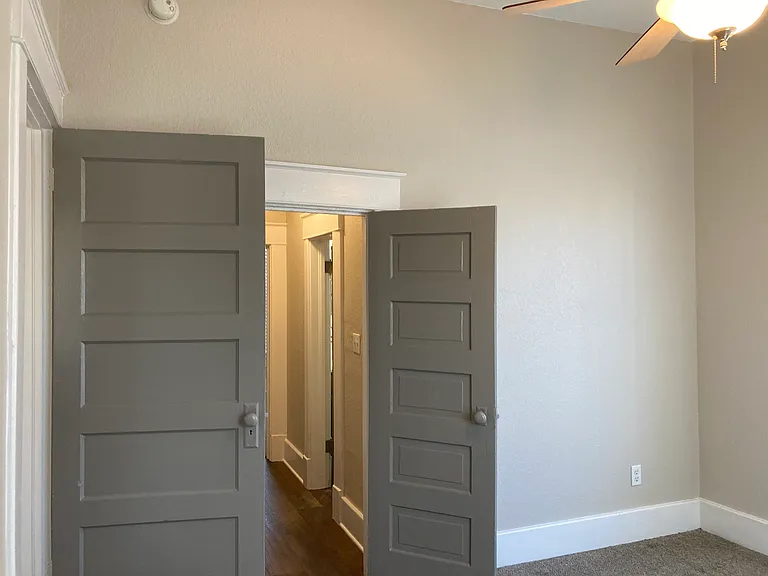 317 E Patti Page Blvd — Photo 39