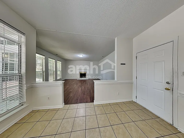 14701 Pomerol Ln — Photo 4