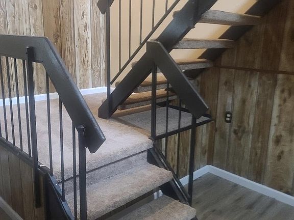 5th image of 151 Sequoia Dr