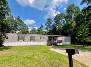 7706 Rockvale Dr, Gautier, MS 39553