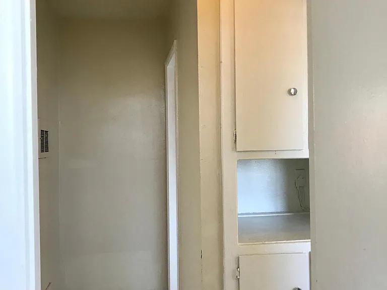 11118 S Osage Ave #10 — Photo 14