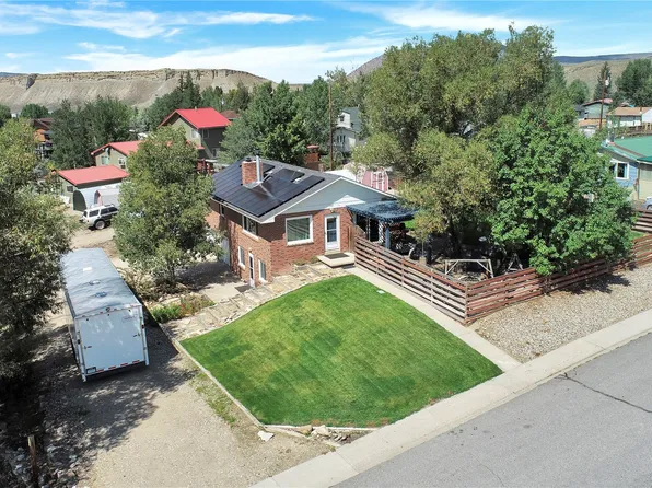 203 20th St, Kremmling, CO 80459