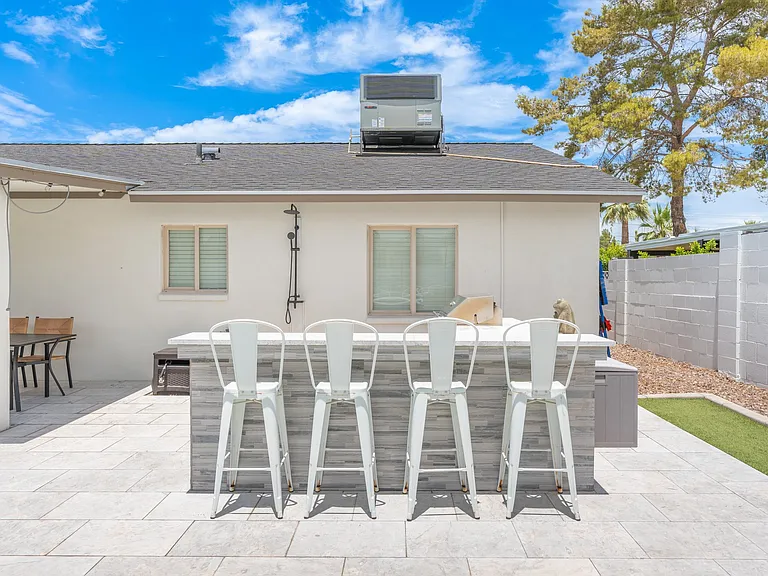 7735 E Latham St — Photo 33
