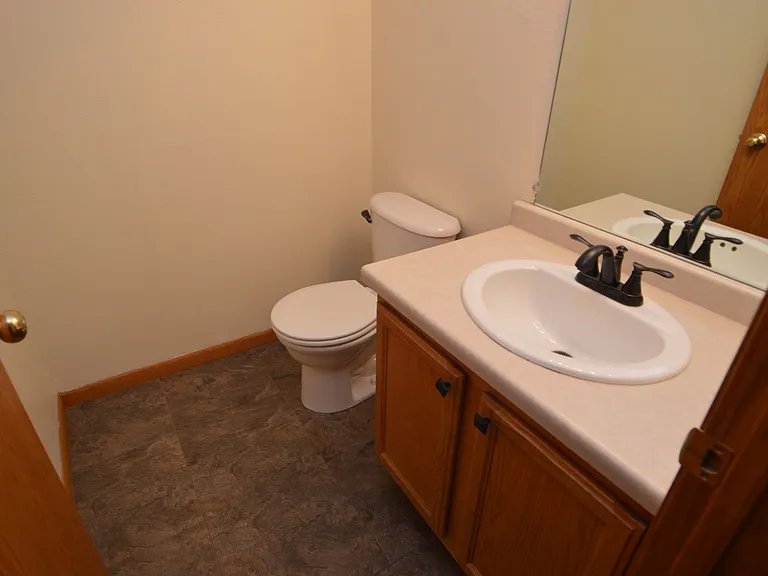 2258 Knightsbridge Ct — Photo 12