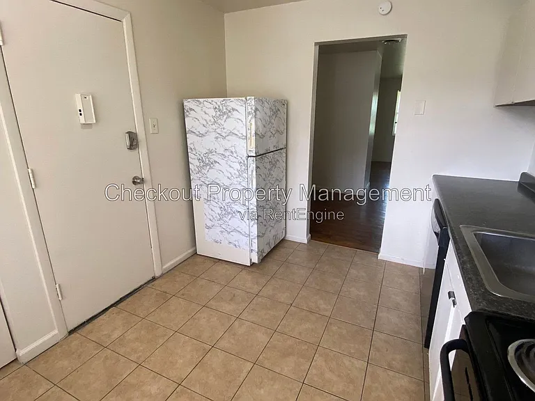 Timber Place Apartments — Photo 11