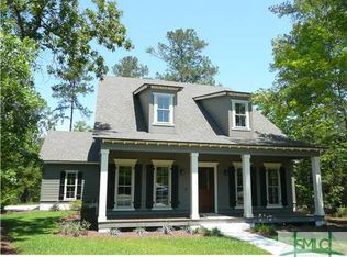 130 Ridgewood Park Cir, Richmond Hill, GA 31324