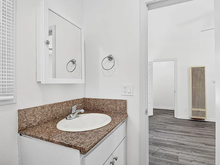 526 Magnolia Avenue — Photo 38