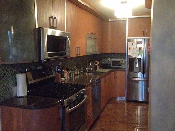 2nd image of 501 Surf Ave APT 2G