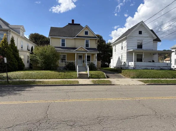 108 Lincoln Ave, Endicott, NY 13760