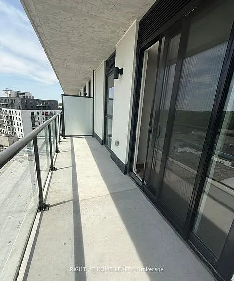 33 Erie Ave #811 — Photo 20