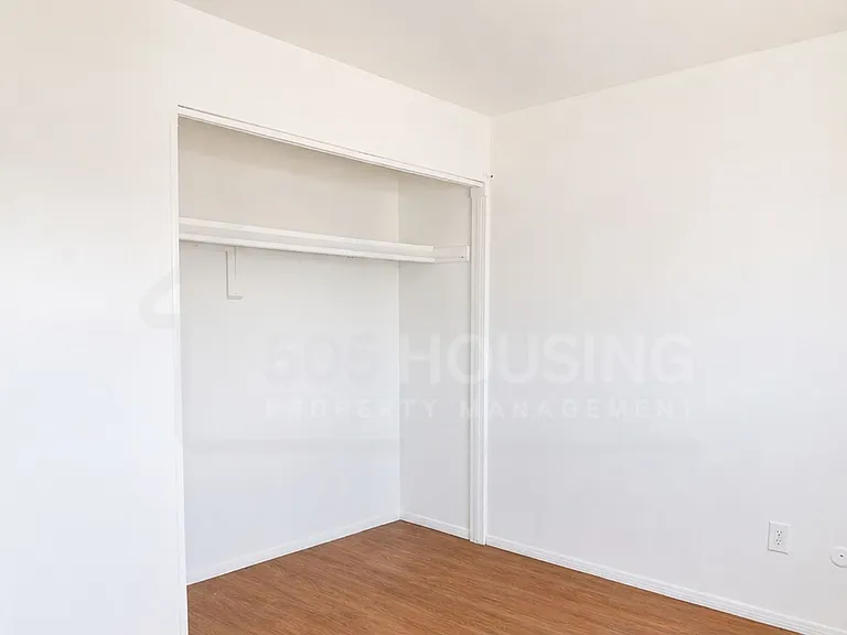 8309 Marquette Ave NE #B — Photo 43