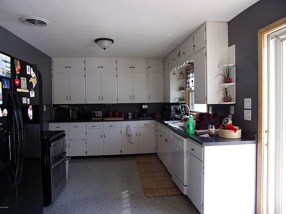 4th image of 316 Alexandria St