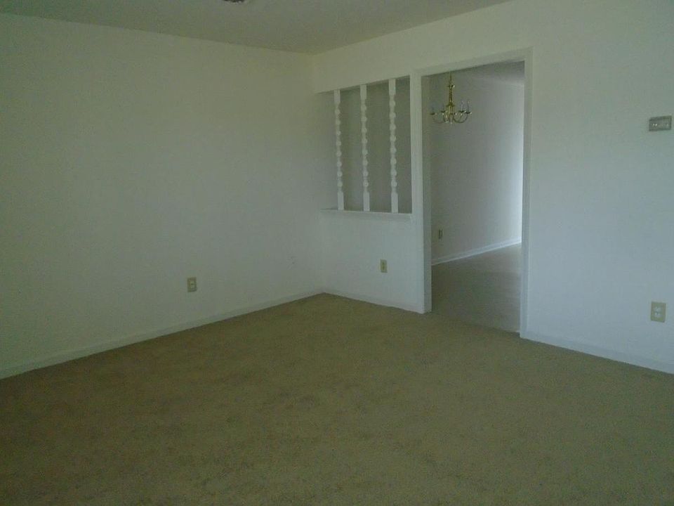 2nd image of 423 Ritter Dr