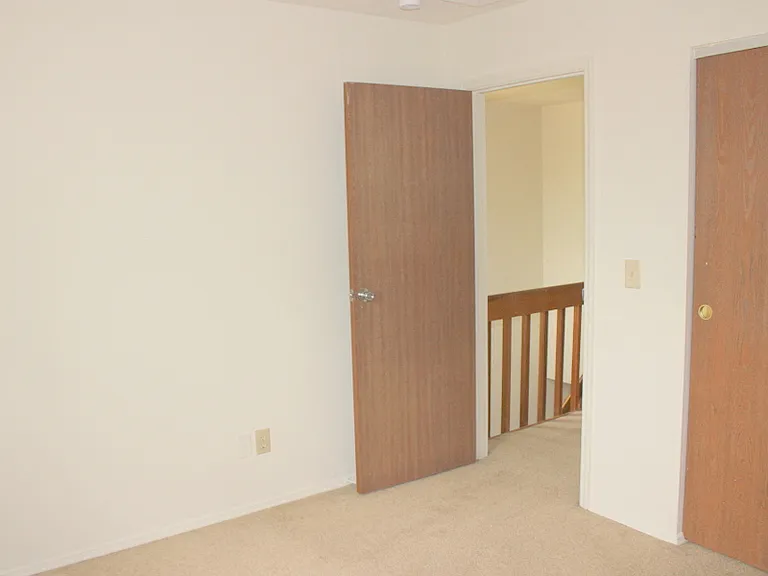 9735 Nettleton Park — Photo 9