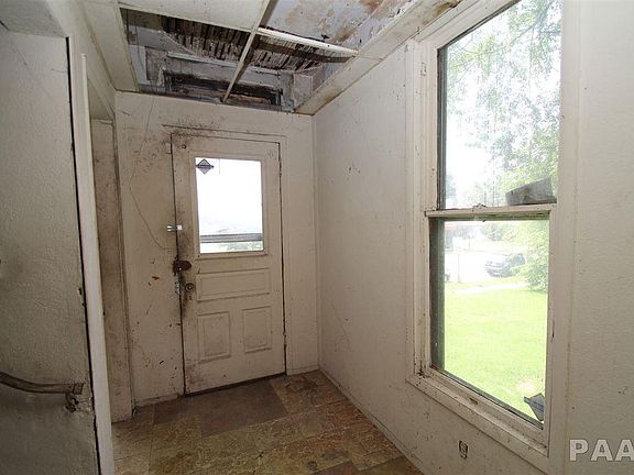 3rd image of 1509 NE Jefferson Ave