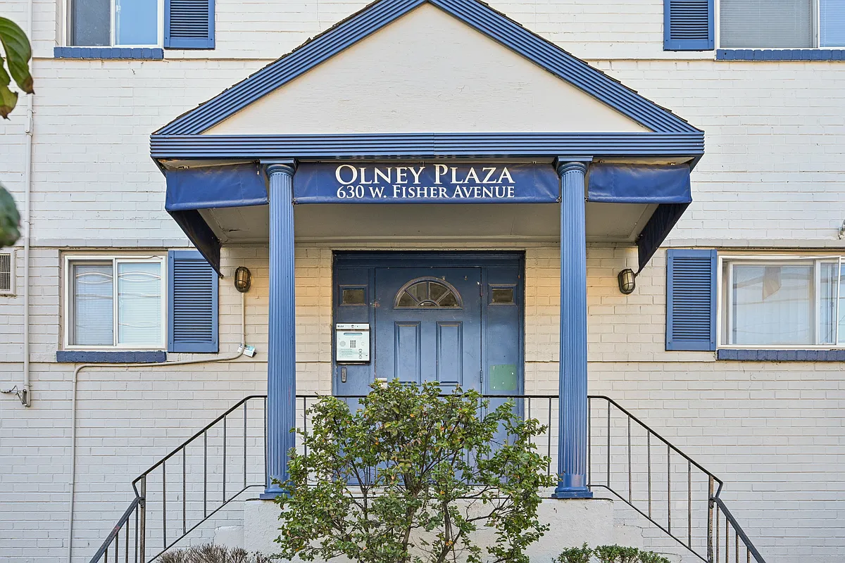 Building Photo - Olney Plaza