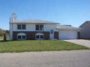 115 Applewood Dr, Norfolk, NE 68701