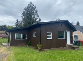 516 S 2nd St, Silverton, OR 97381