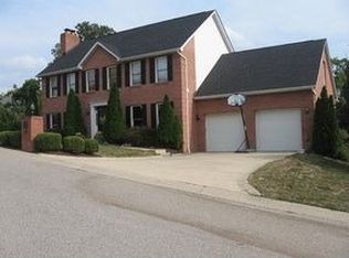 4 Timberline Pl, Charleston, WV 25311