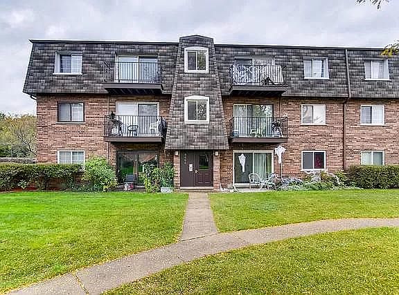 5th image of 9404 Bay Colony Dr APT 3S