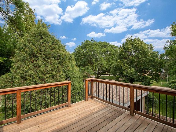 5th image of 4300 Manor Cir