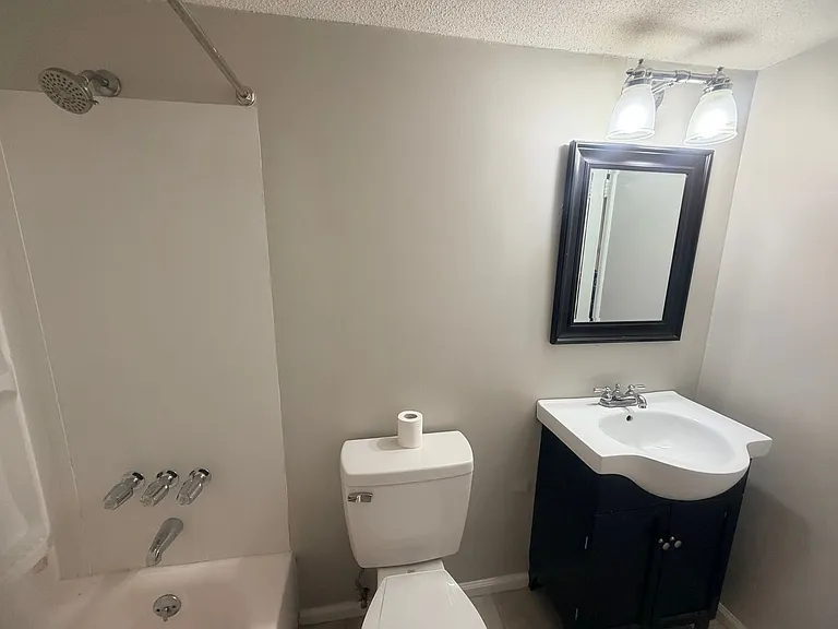 5516 Lakeshore Dr #504 — Photo 20