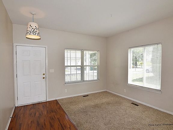 4th image of 21235 Edison Ln