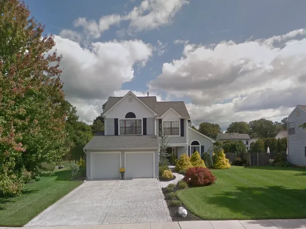 10 Christophers Ln, Glassboro, NJ 08028