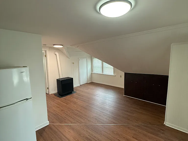 102 Francis Ave #3 — Photo 2
