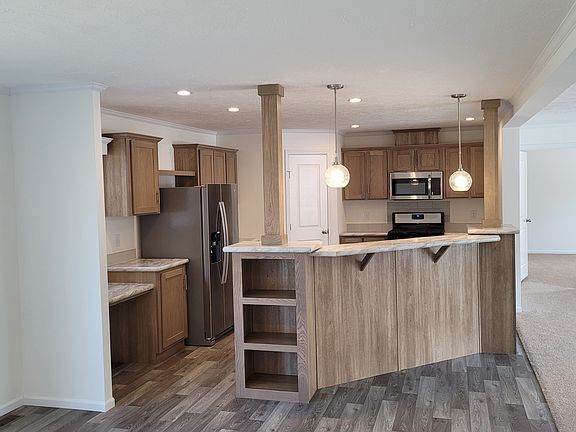 3rd image of 1133 Yeomans St #215