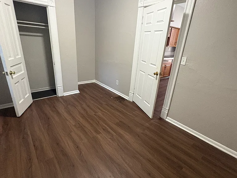 1557 Forrest Ave NE — Photo 15