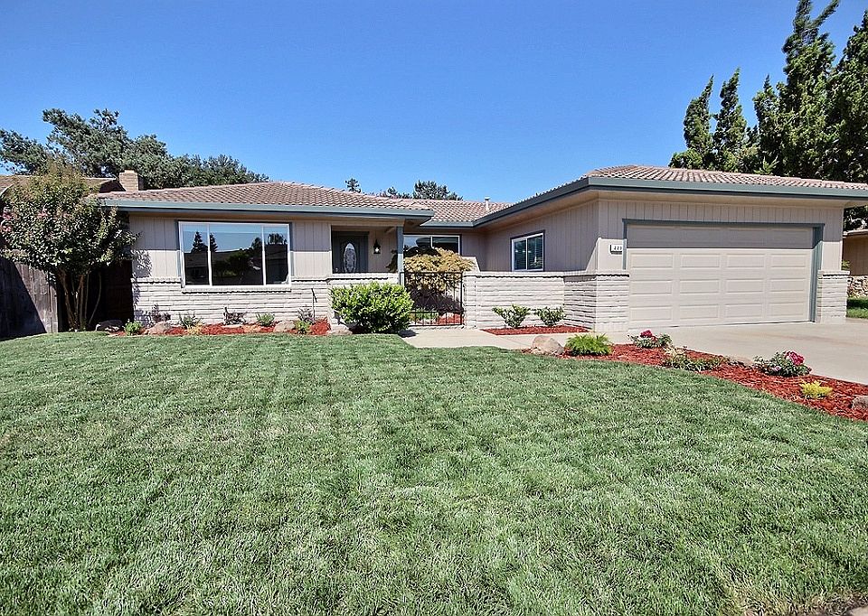 1st image of 223 Tioga Dr