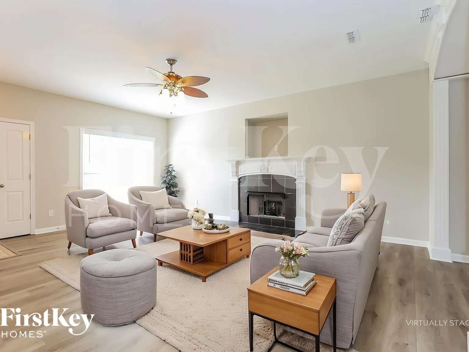 4 bed, 2.5 bath, 2286 sqft, $2,350 — Photo 4