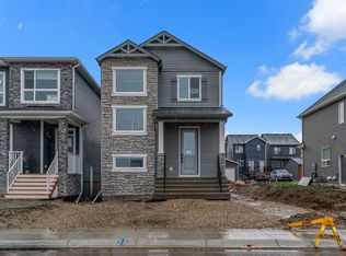 50 N Creekview Gdns SW, Calgary, AB T2X 4Y1