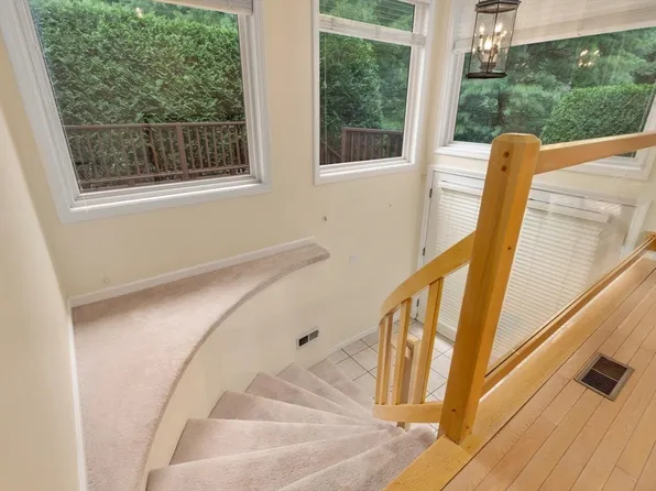 453 Captain Eames Cir Unit 453, Ashland, MA 01721