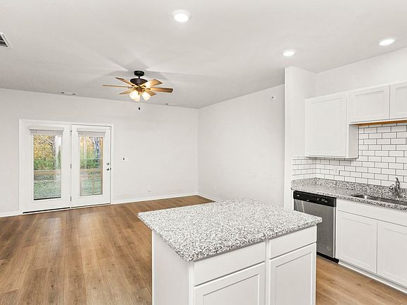 5th image of 133 Cecil Rd
