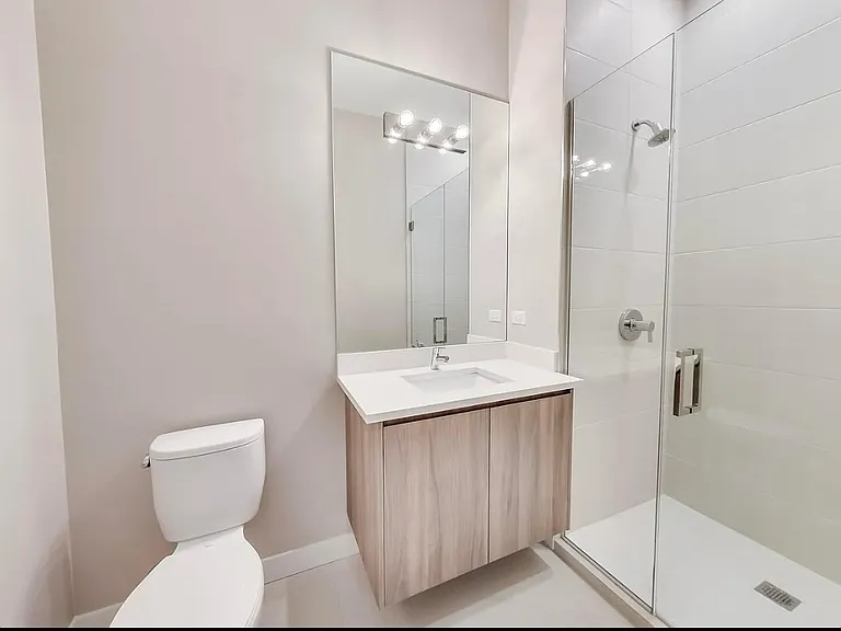 3757 N Sheffield Ave #390 — Photo 9