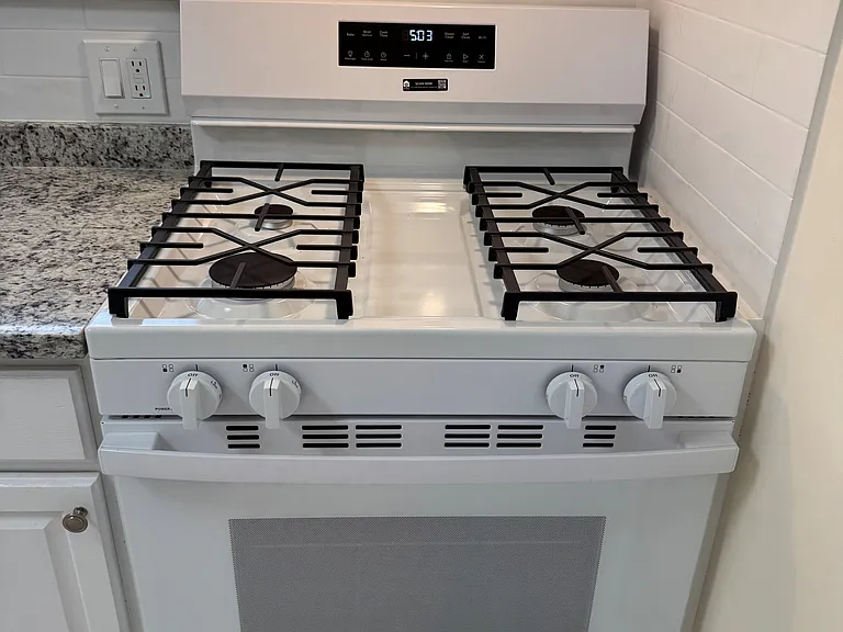 5 Woodbury Ave #3 — Photo 12