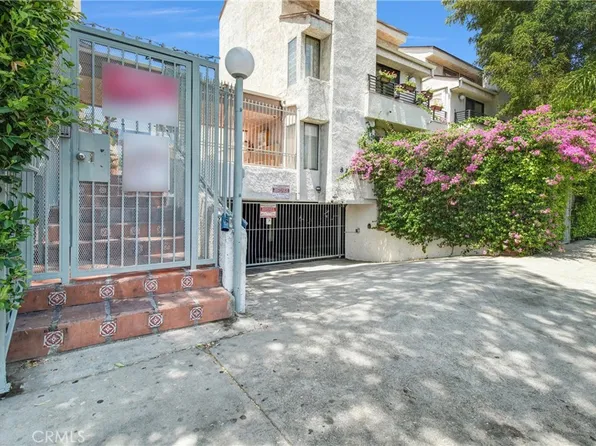 8221 Langdon Ave Unit 207, Van Nuys, CA 91406