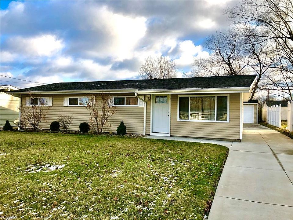 1st image of 9005 Cambridge Dr