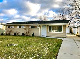 9005 Cambridge Dr, Northfield, OH 44067