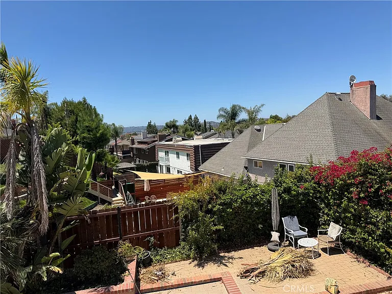 25311 Hillary Ln — Photo 1